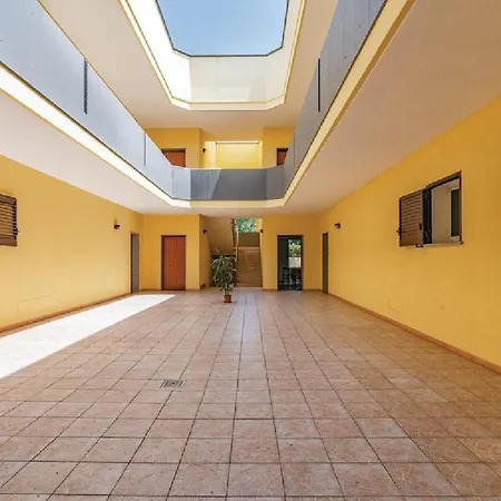 Ionian 아파트호텔